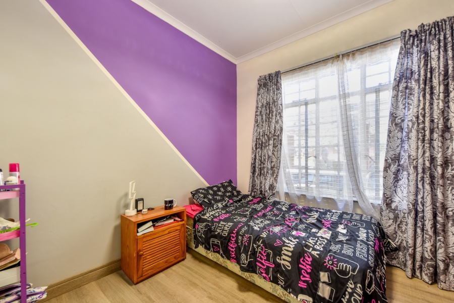 4 Bedroom Property for Sale in Garsfontein Gauteng