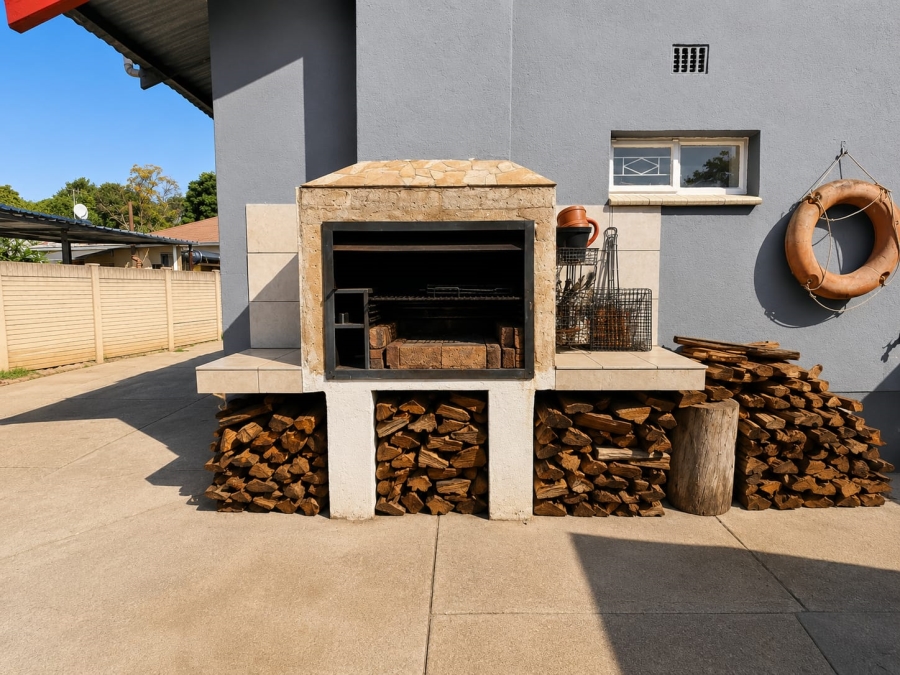 3 Bedroom Property for Sale in Rietfontein Gauteng