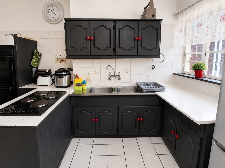 To Let 4 Bedroom Property for Rent in Villieria Gauteng