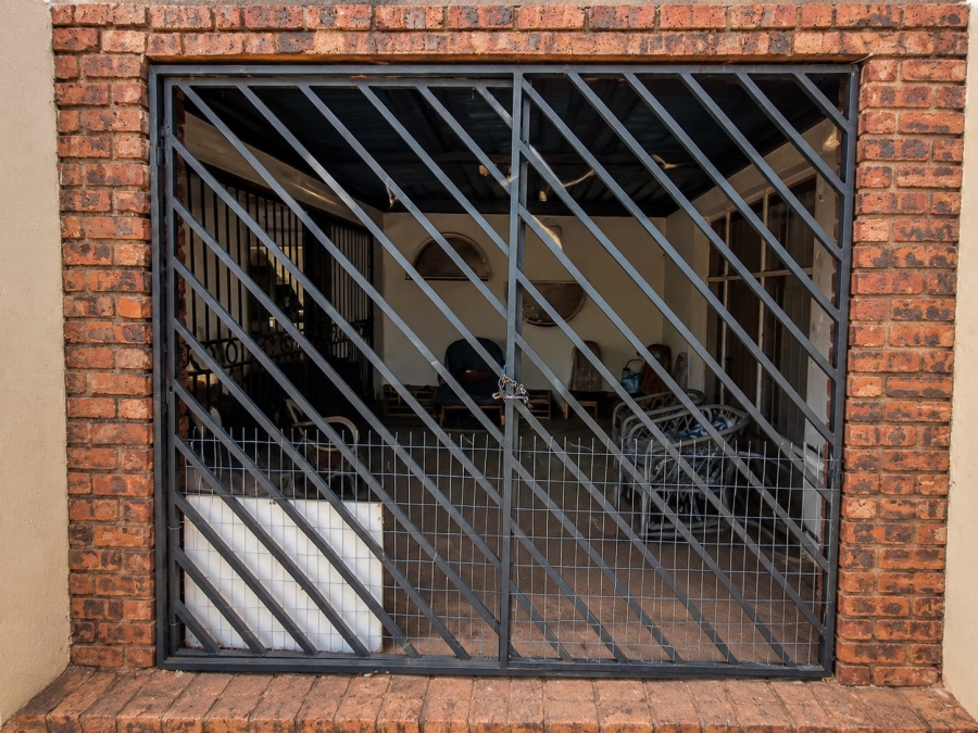 To Let 4 Bedroom Property for Rent in Villieria Gauteng