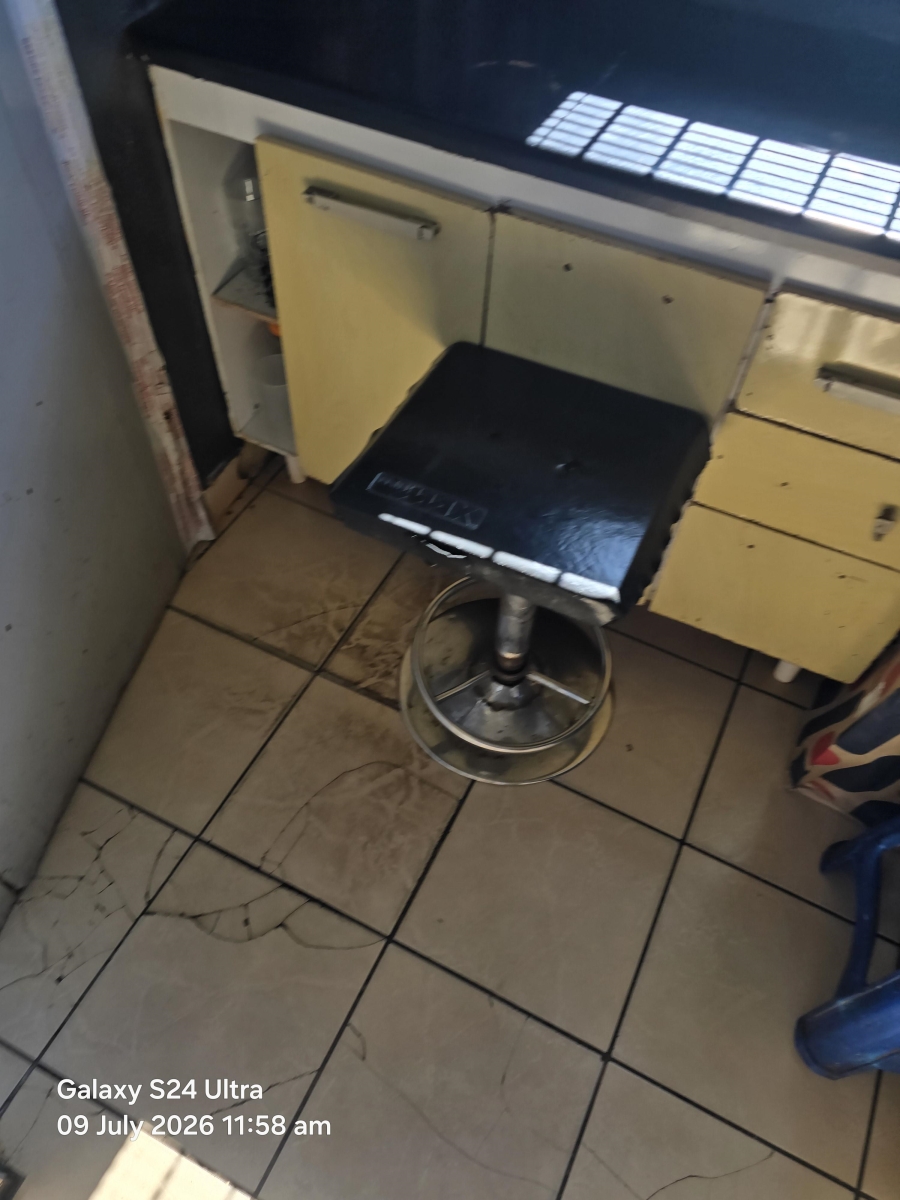 2 Bedroom Property for Sale in Protea Glen Gauteng