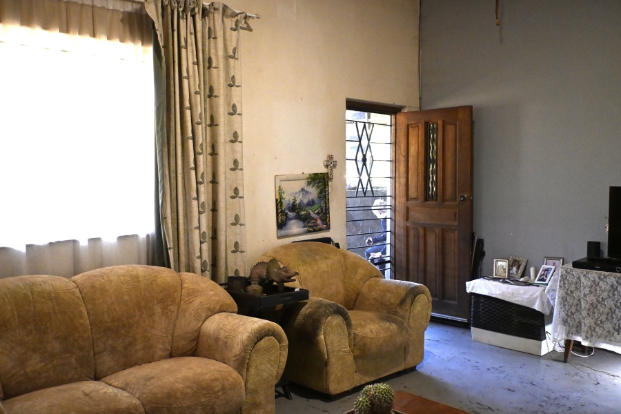 4 Bedroom Property for Sale in Byenespoort Gauteng