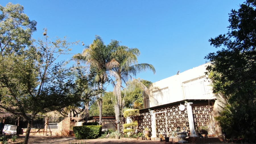 4 Bedroom Property for Sale in Byenespoort Gauteng