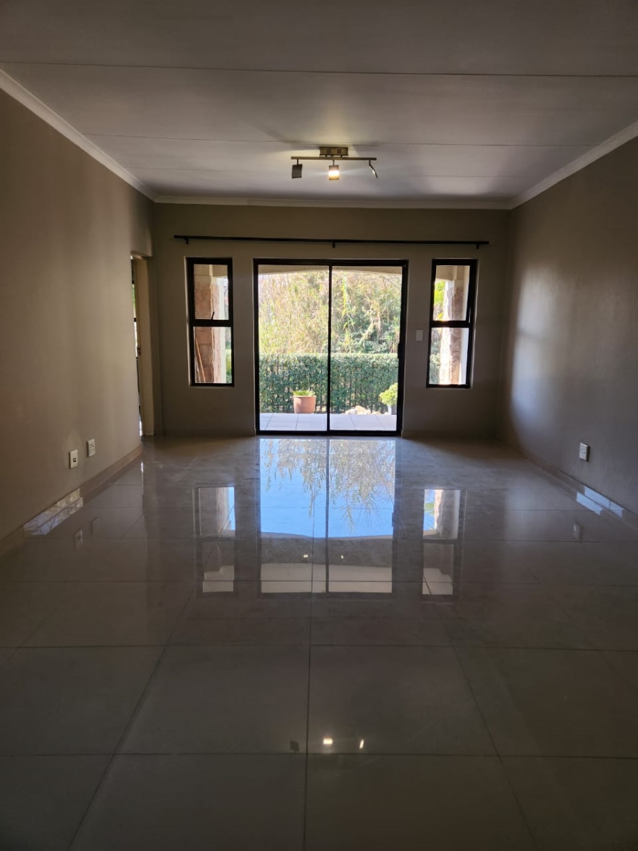 3 Bedroom Property for Sale in Broadacres Gauteng