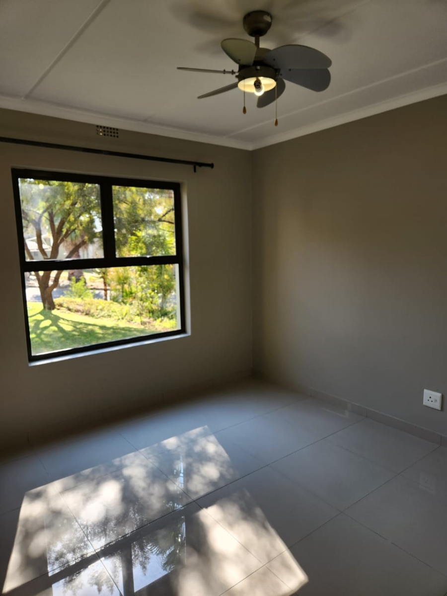 3 Bedroom Property for Sale in Broadacres Gauteng