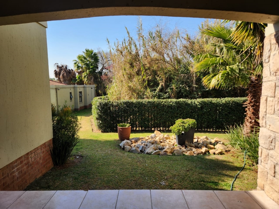 3 Bedroom Property for Sale in Broadacres Gauteng