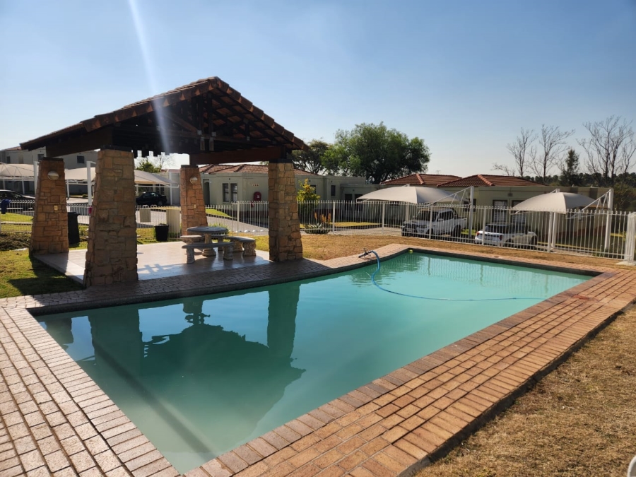 3 Bedroom Property for Sale in Broadacres Gauteng