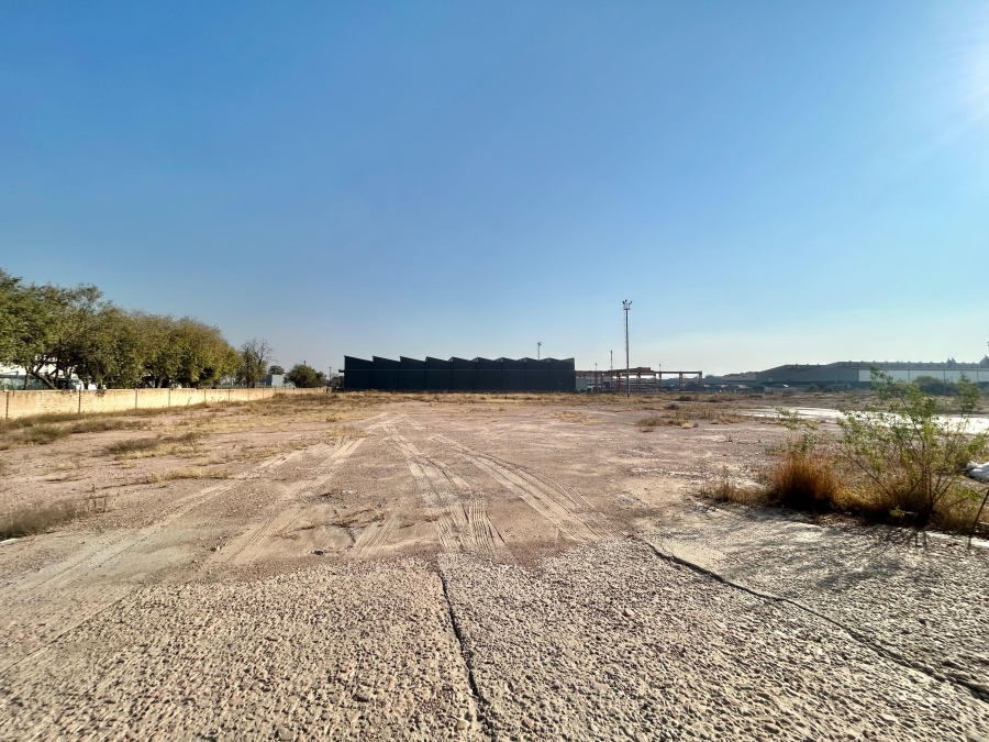 Commercial Property for Sale in Roodekop Gauteng
