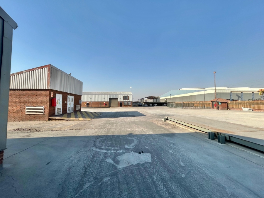Commercial Property for Sale in Roodekop Gauteng