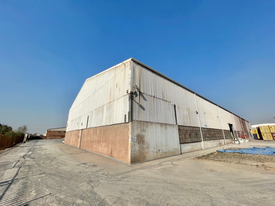 Commercial Property for Sale in Roodekop Gauteng