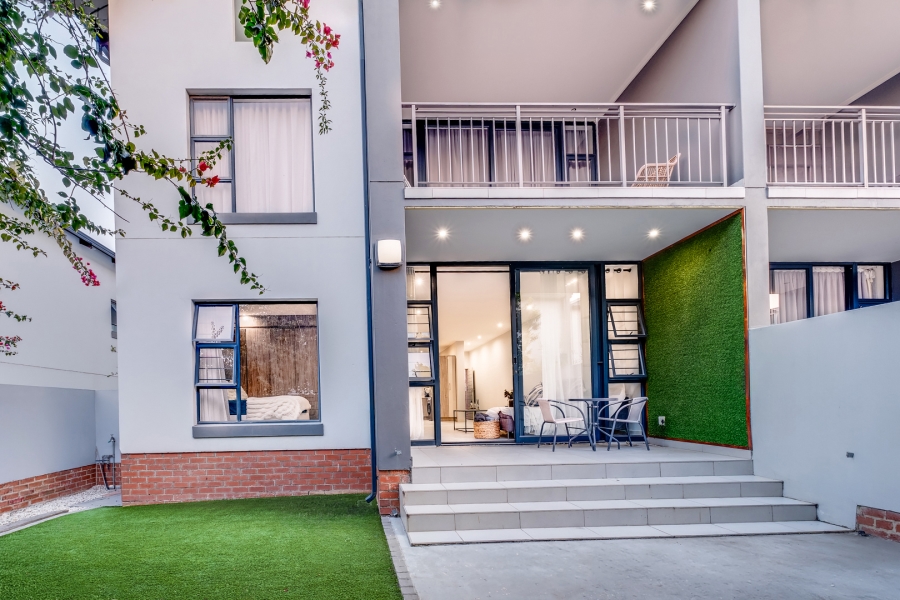 2 Bedroom Property for Sale in Broadacres Gauteng