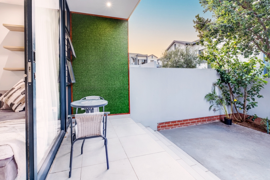 2 Bedroom Property for Sale in Broadacres Gauteng