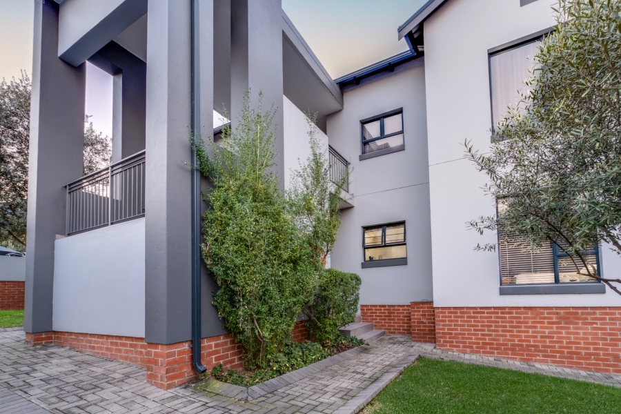 2 Bedroom Property for Sale in Broadacres Gauteng