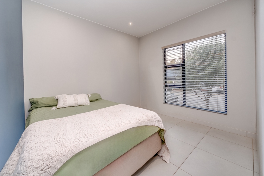 2 Bedroom Property for Sale in Broadacres Gauteng
