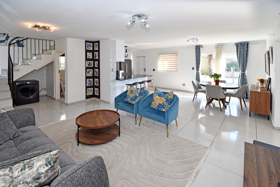 3 Bedroom Property for Sale in North Riding Gauteng