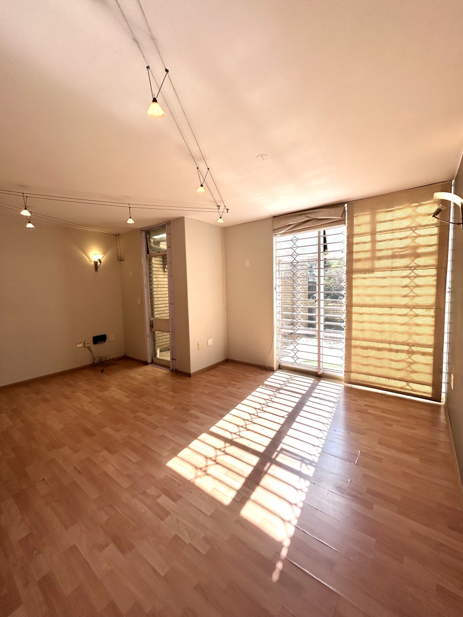 To Let 2 Bedroom Property for Rent in Norwood Gauteng