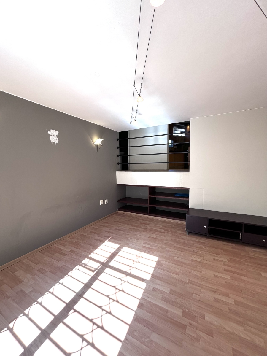 To Let 2 Bedroom Property for Rent in Norwood Gauteng