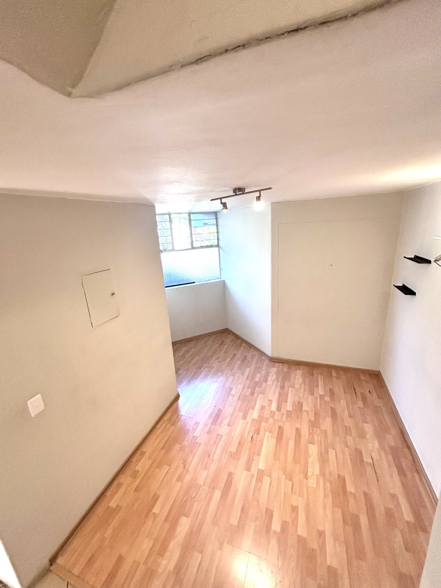 To Let 2 Bedroom Property for Rent in Norwood Gauteng