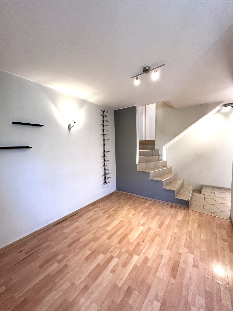 To Let 2 Bedroom Property for Rent in Norwood Gauteng