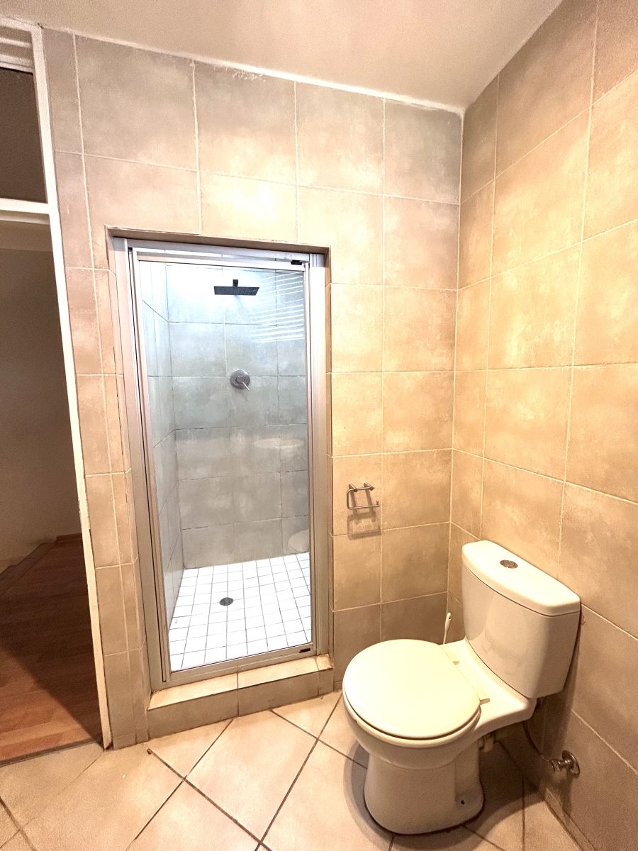 To Let 2 Bedroom Property for Rent in Norwood Gauteng