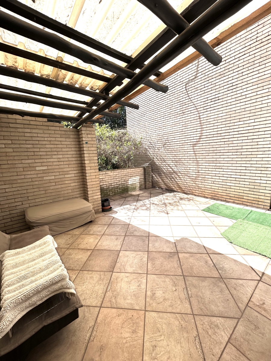 To Let 2 Bedroom Property for Rent in Norwood Gauteng