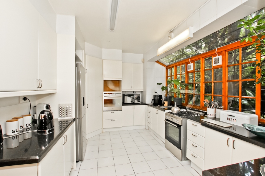 3 Bedroom Property for Sale in Illovo Gauteng