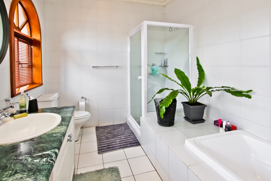 3 Bedroom Property for Sale in Illovo Gauteng