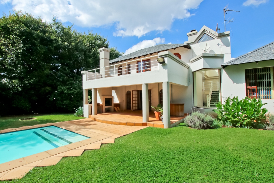 3 Bedroom Property for Sale in Illovo Gauteng