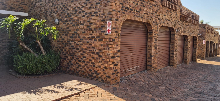 To Let 2 Bedroom Property for Rent in Menlyn Gauteng