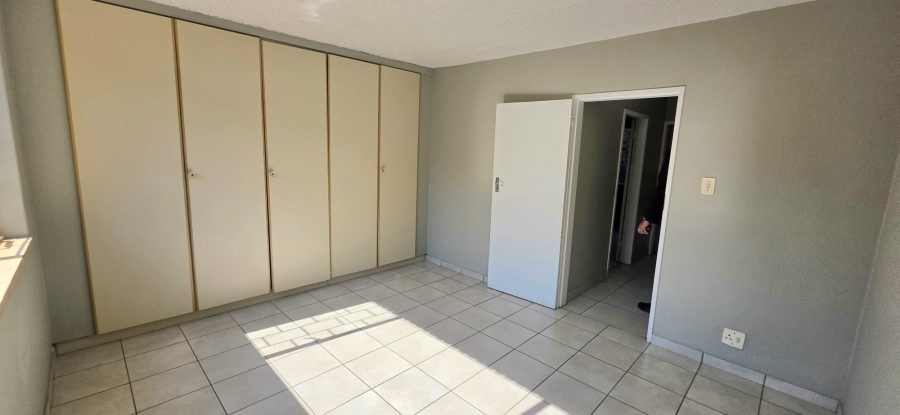 To Let 2 Bedroom Property for Rent in Menlyn Gauteng