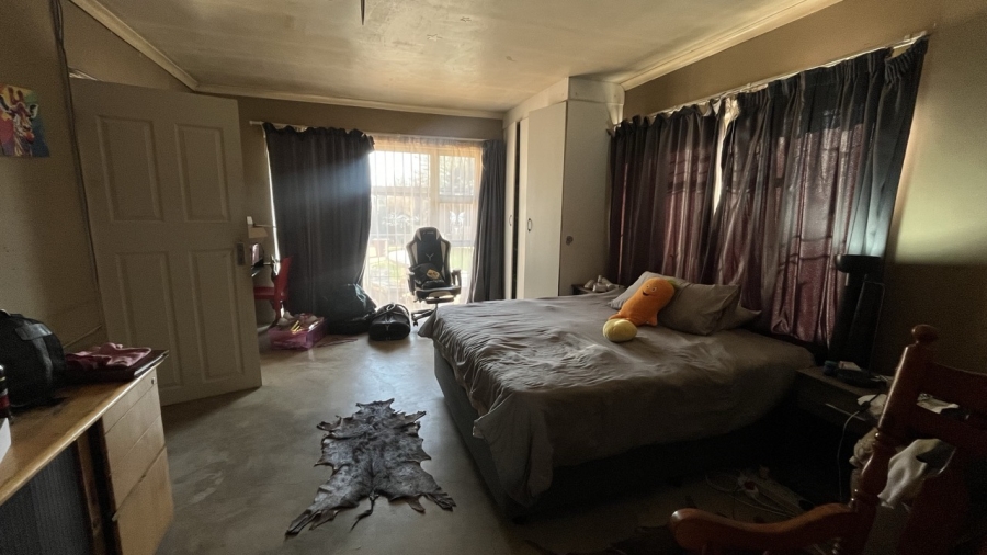 4 Bedroom Property for Sale in Brackenhurst Gauteng