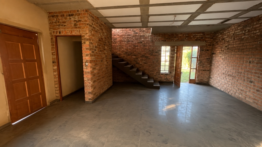 4 Bedroom Property for Sale in Brackenhurst Gauteng