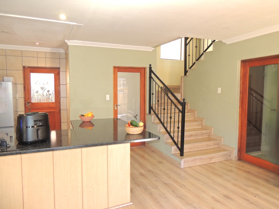 2 Bedroom Property for Sale in Amorosa Gauteng