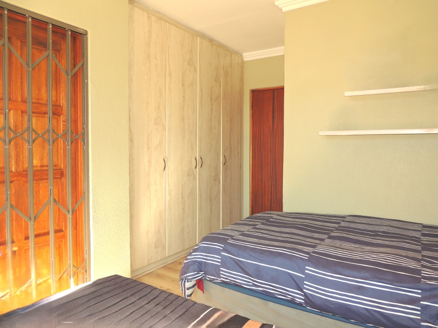 2 Bedroom Property for Sale in Amorosa Gauteng