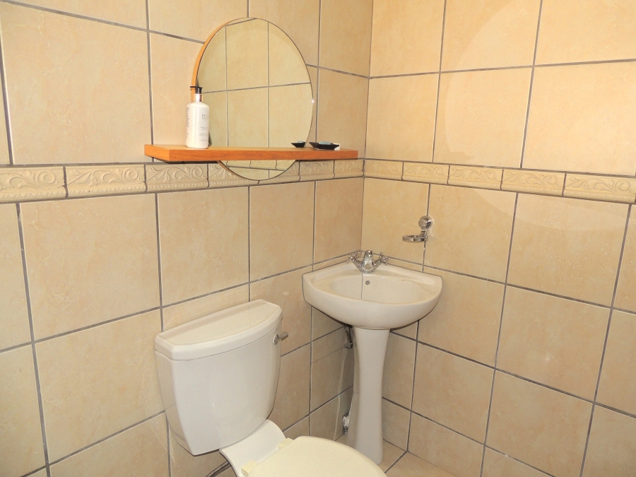 2 Bedroom Property for Sale in Amorosa Gauteng