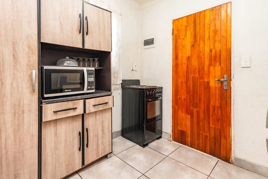 2 Bedroom Property for Sale in Fleurhof Gauteng