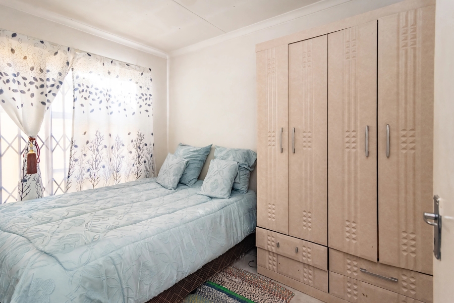 2 Bedroom Property for Sale in Fleurhof Gauteng