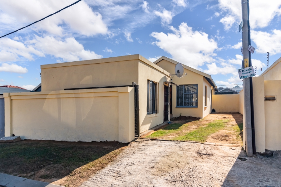 2 Bedroom Property for Sale in Fleurhof Gauteng