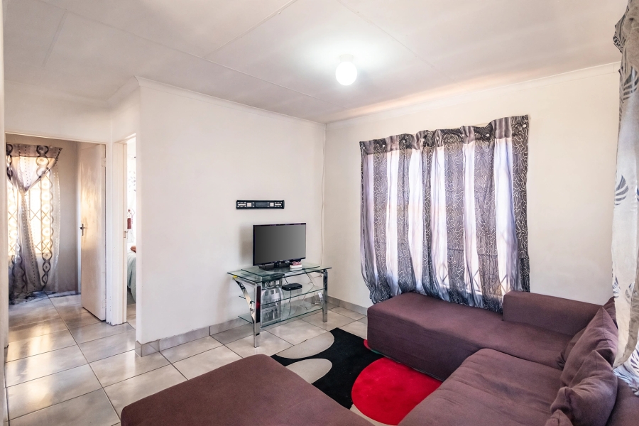 2 Bedroom Property for Sale in Fleurhof Gauteng