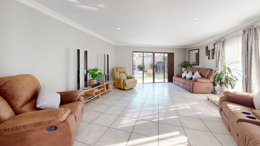 3 Bedroom Property for Sale in Sunward Park Gauteng