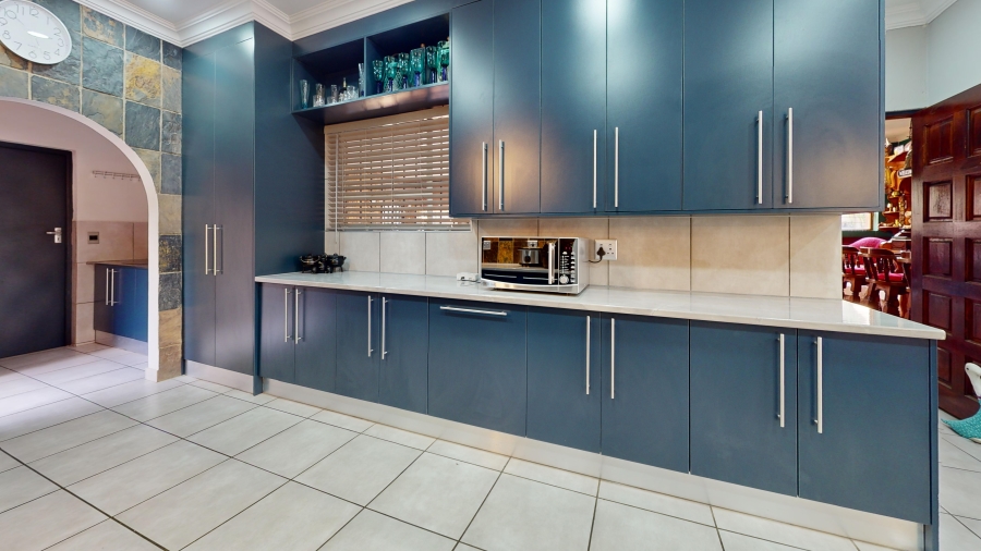 3 Bedroom Property for Sale in Sunward Park Gauteng