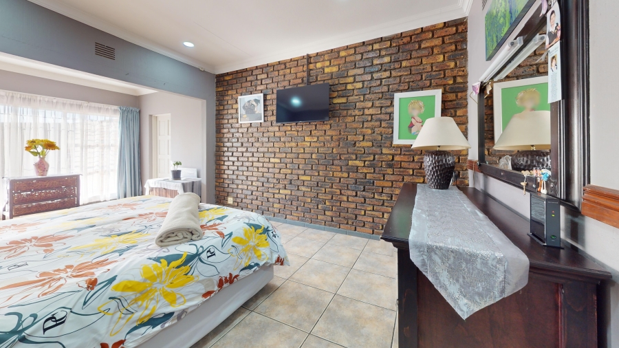 3 Bedroom Property for Sale in Sunward Park Gauteng