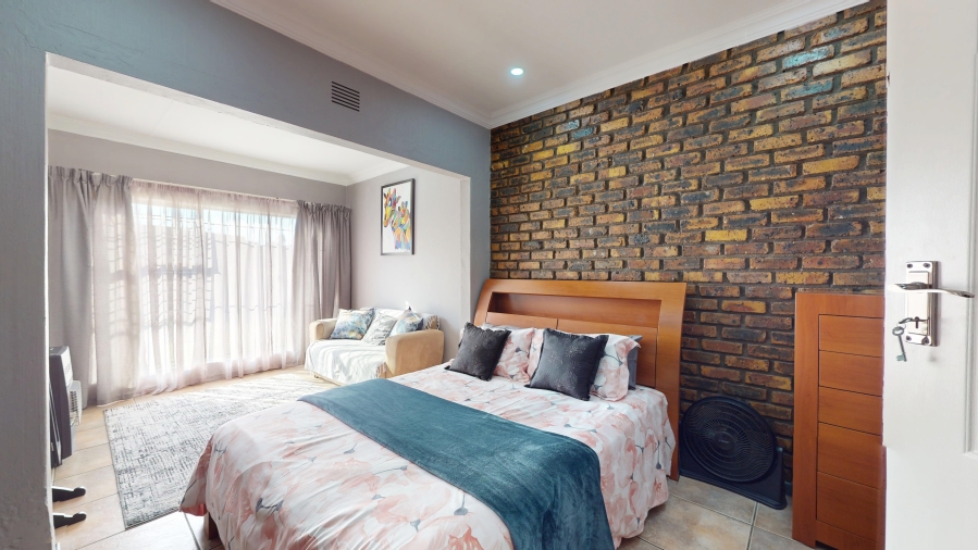 3 Bedroom Property for Sale in Sunward Park Gauteng