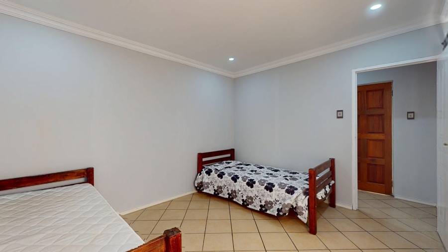 3 Bedroom Property for Sale in Sunward Park Gauteng