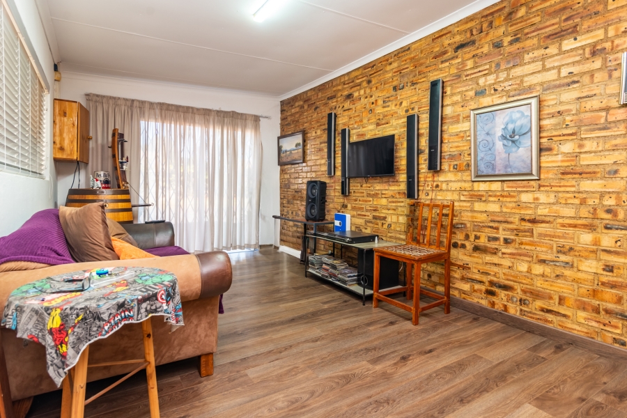 3 Bedroom Property for Sale in Rant En Dal Gauteng