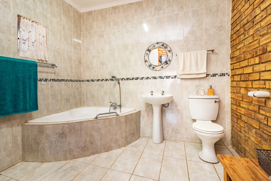 3 Bedroom Property for Sale in Rant En Dal Gauteng