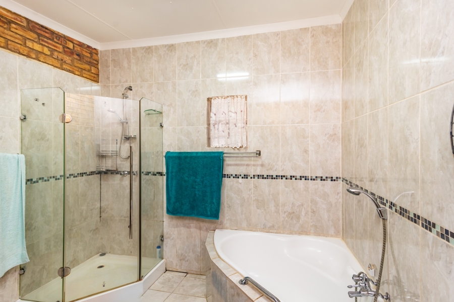 3 Bedroom Property for Sale in Rant En Dal Gauteng