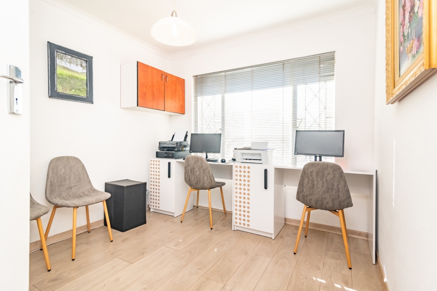 3 Bedroom Property for Sale in Rant En Dal Gauteng