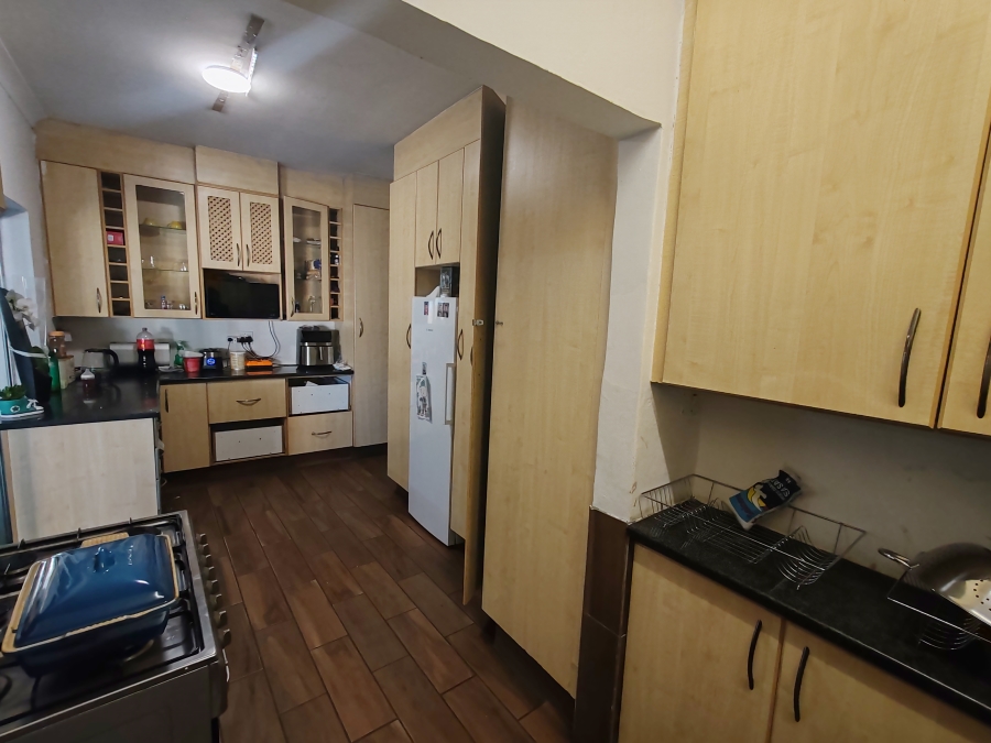 4 Bedroom Property for Sale in Kilner Park Gauteng
