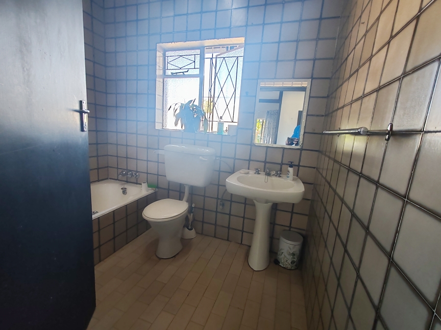 4 Bedroom Property for Sale in Kilner Park Gauteng